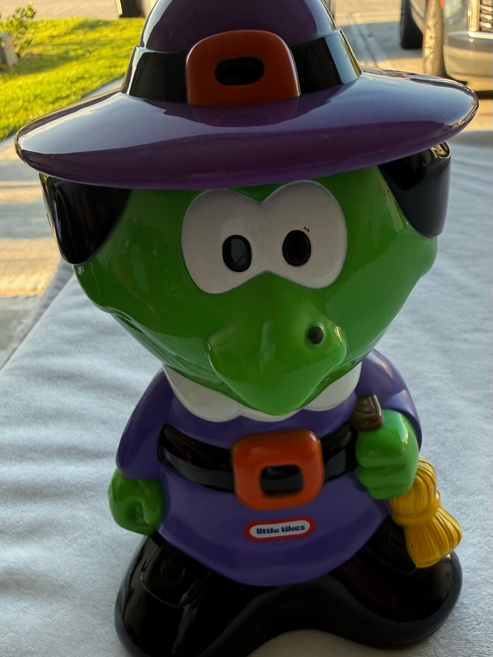 Little Tikes Green & Purple Witch Coin Bank